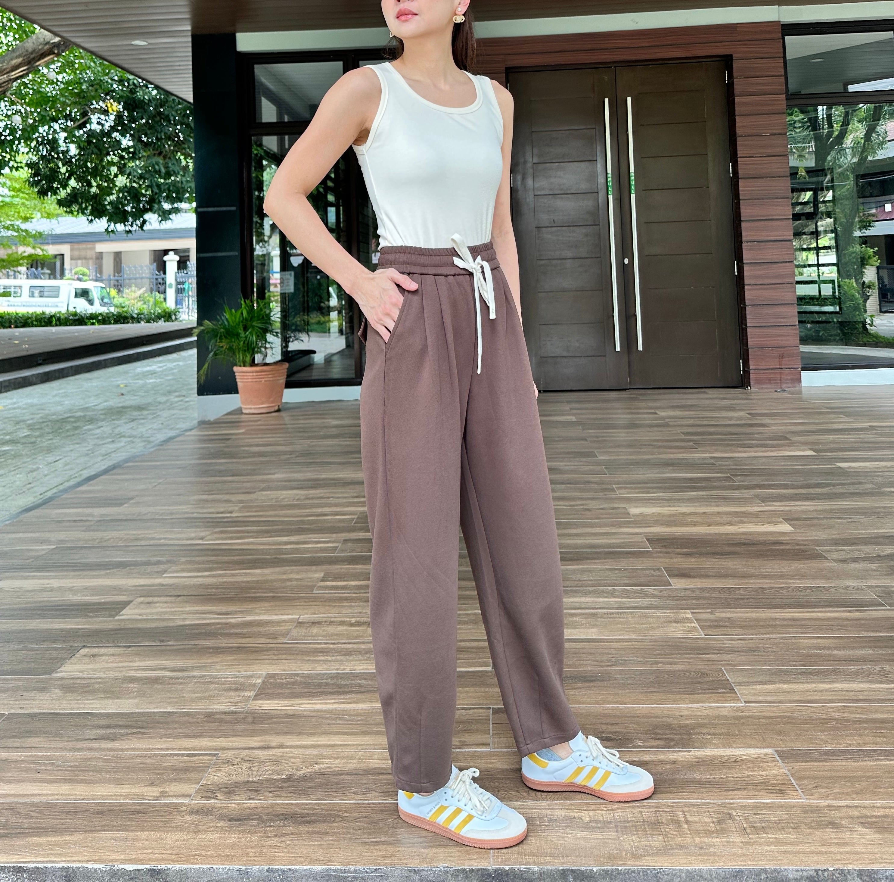 Kendall Smile Pants Brown