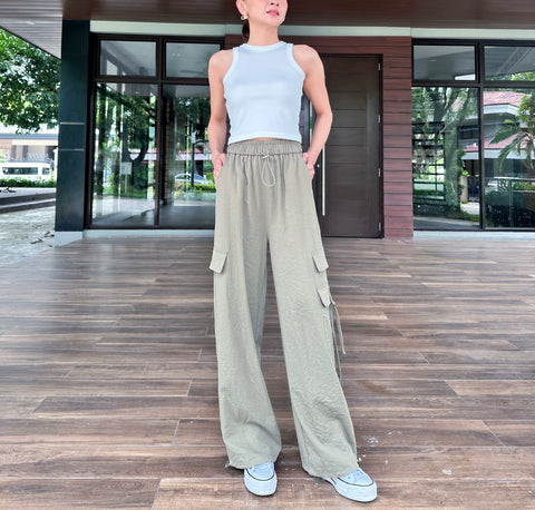 Bianca Pleated Wide Pants in White