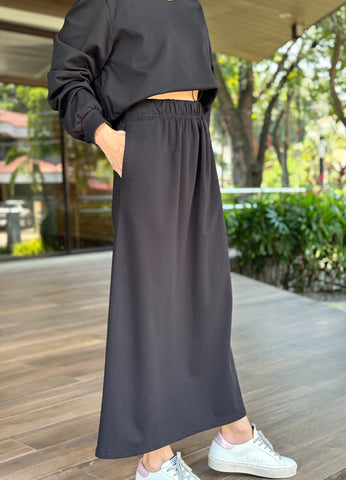 Akilina Skirt in Black