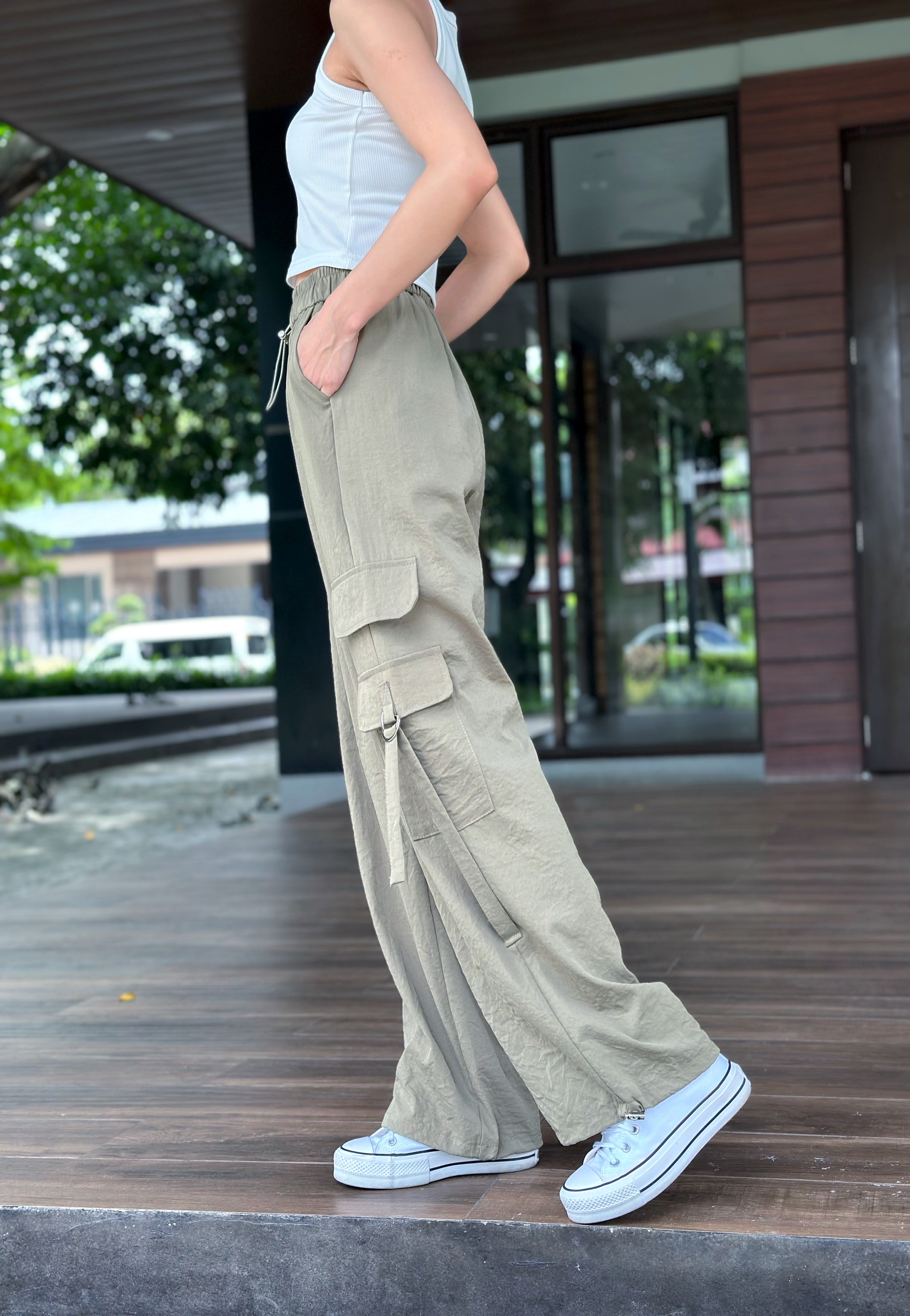 Addyson Drawstring Cargo Pants in Olive