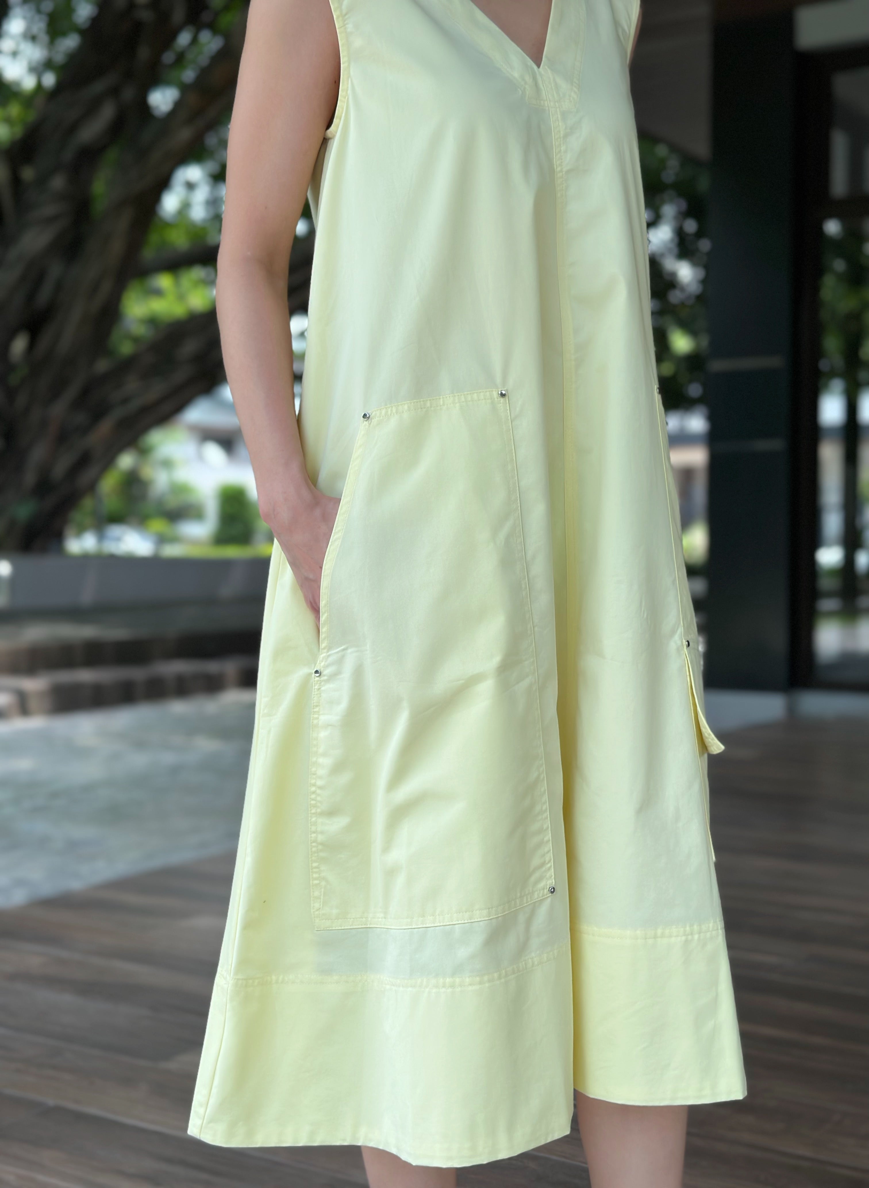 Bubley Sleevless Dress in Yellow
