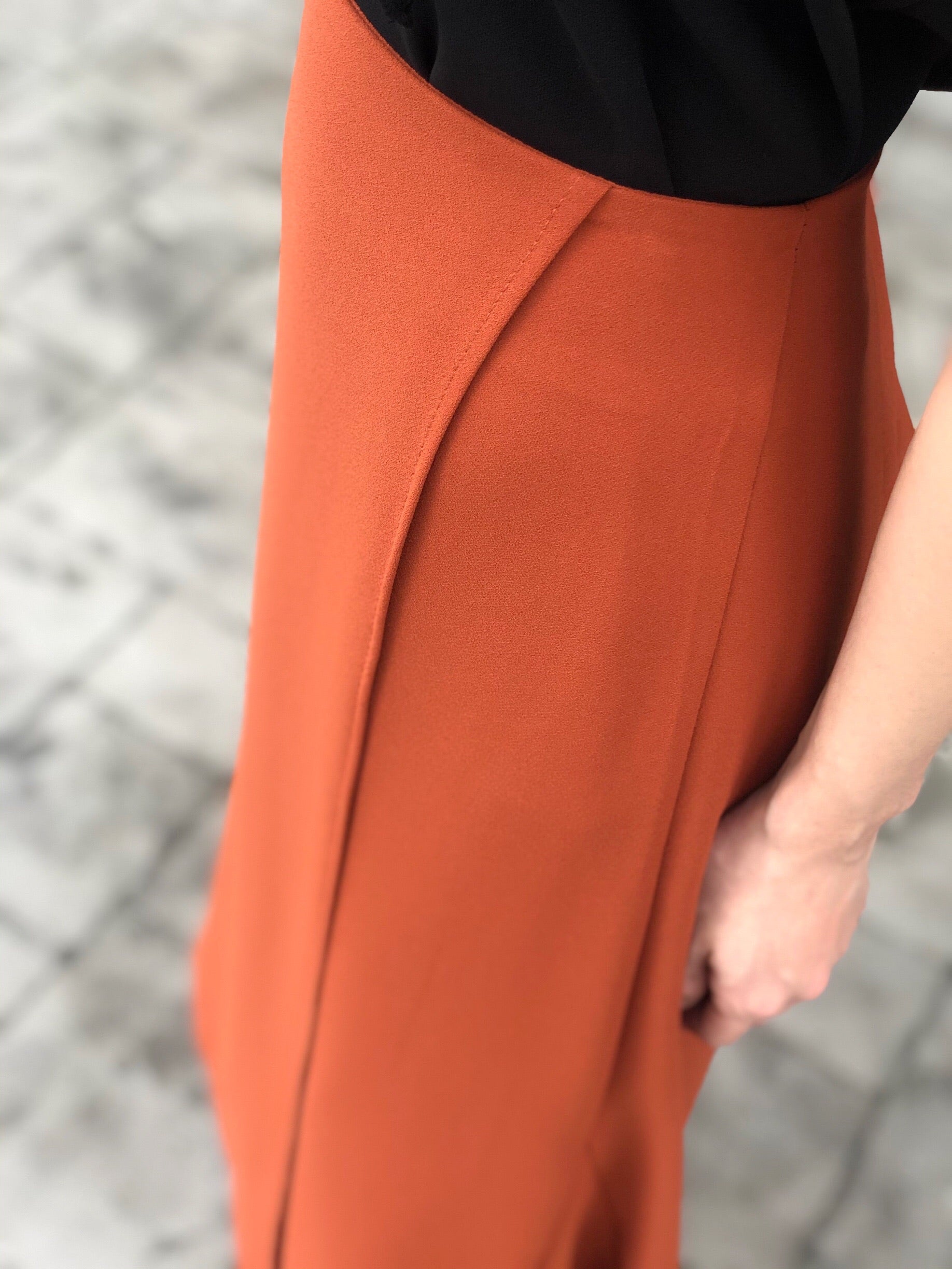 Laurel Skirt in Rust